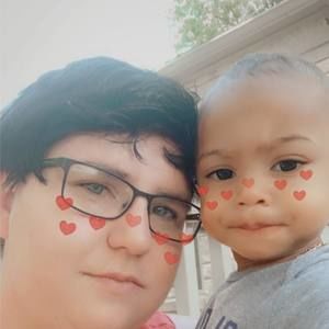 Meet your Posher, Denise